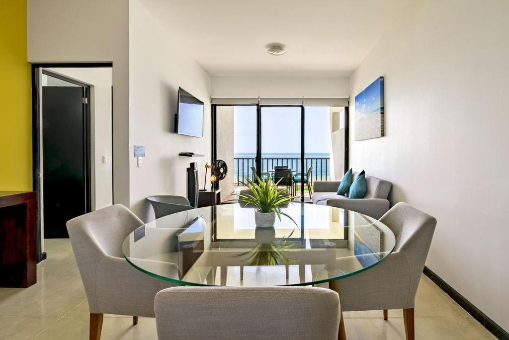 Vela'S Condos Ocean Front Пуэрто-Морелос Экстерьер фото